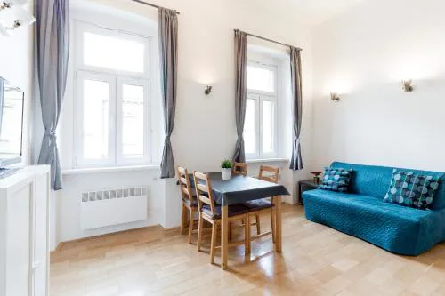 Flexible SelfCheckIns 13 & 14 - Le Petit & Le Grand Zagreb - Centre - New - Apartments Repinc