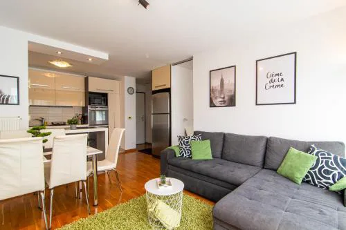 Flexible SelfCheckIns 79 - Zagreb - Garage - New