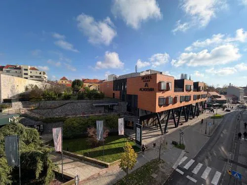 Hotel Academia