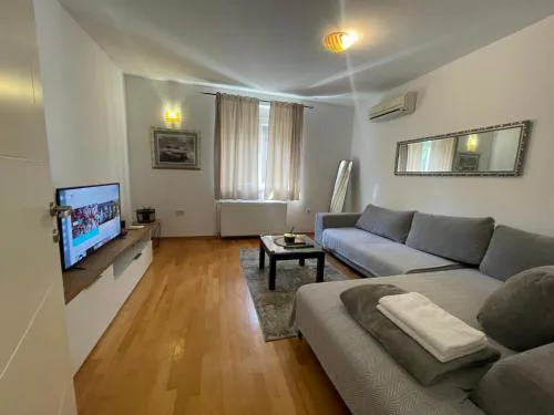 Mery's Apartment