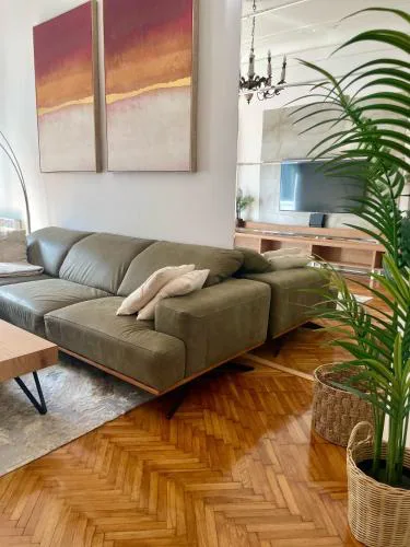 Modern Charm in Downtown