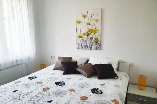 No.5 Apartment