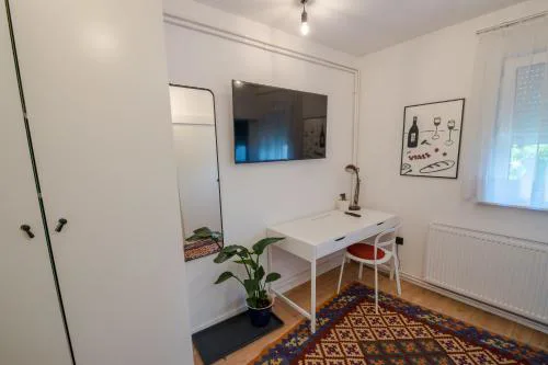 POMODORO ROOMS