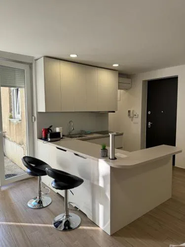 Rakuscha Apartment
