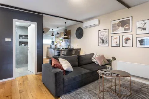 STYLISH URBAN OASIS