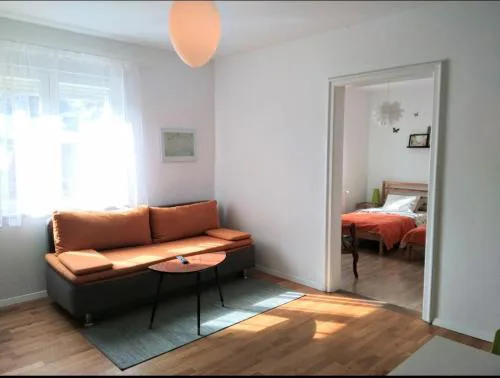 Two Flowers Apartments