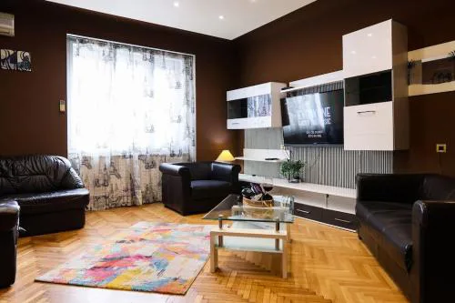 Urban Elegance:Center,1BDR Haven