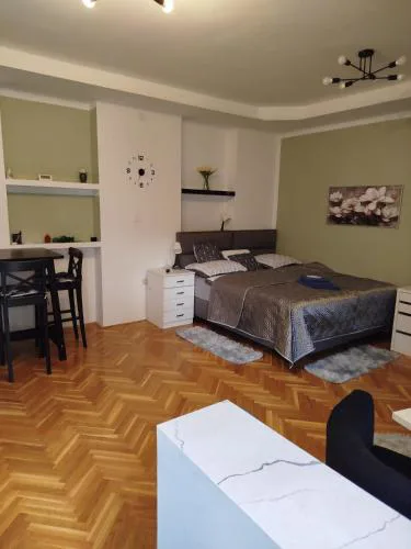 Zagreb, Jarun studio apartman Eva