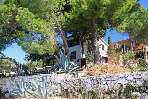 Apartments by the sea Zdrelac - Pasman - 8405