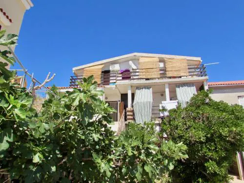 Apartments Dražica 4