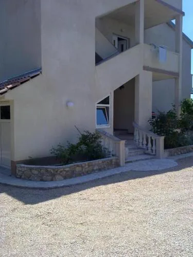 Apartments Madeji
