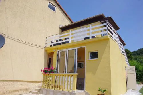 One Bedroom Apartment