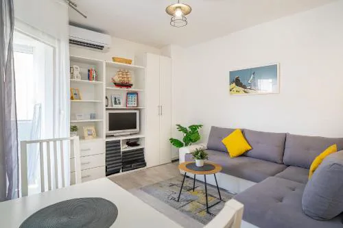Apartment Corto