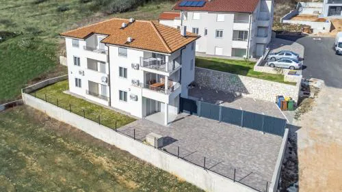 Apartment Lana