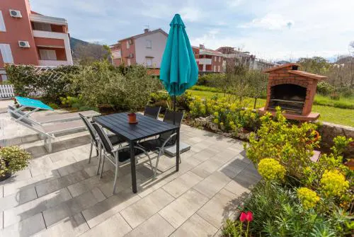 Apartment Magic Garden