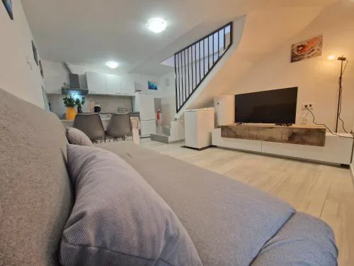 Apartment SIROVICA