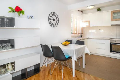Apartments Emil