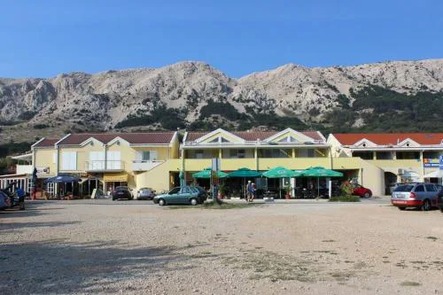 Apartments Mikulan Beach