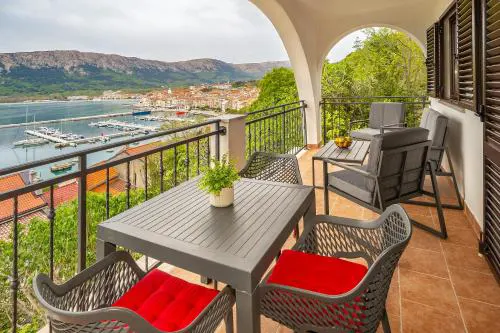 Apartments Nasic with Beautiful Sea View