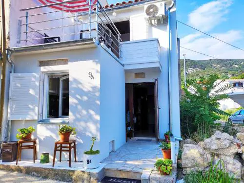 Apartments with parking spaces Baska, Krk - 21613