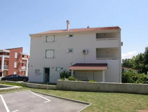 Apartments with parking spaces Baska, Krk - 22713
