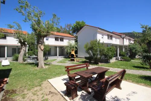 Appartement "Corinthia 5" direkt am Wasser