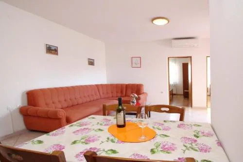Appartement in Baška mit Eigenem Balkon - b59575