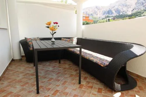 Appartement in Baška mit Eigener Terrasse