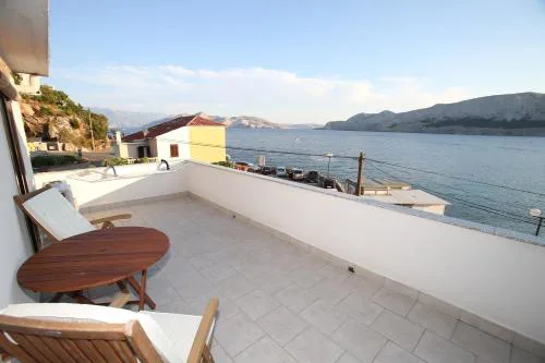 Rooms with the Sea View