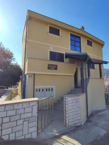 Soleil Apartmanok Baska