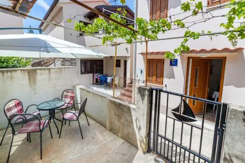 Traumhaftes Studio nur 100 Meter zum Strand inmitten der romantischen Altstadt