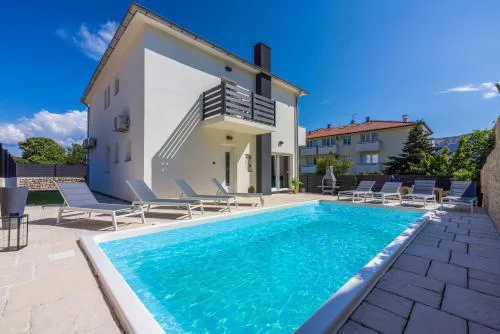Villa Velvet