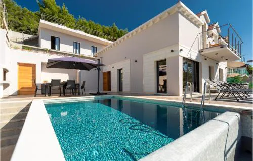 Beach Front Home In Blato