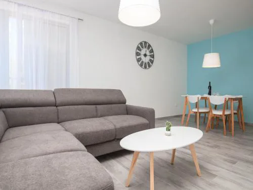 Apartments Dva Galeba - One Bedroom Apartment with Sea View 206