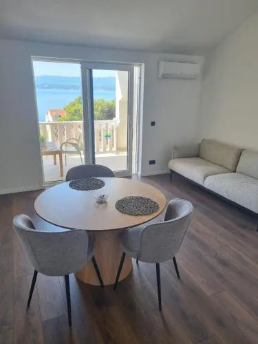 Apartments & Rooms LUKA