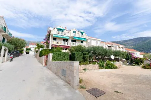 Apartments Simon
