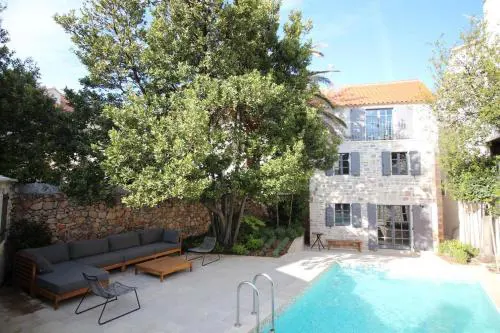 Villa Kuk