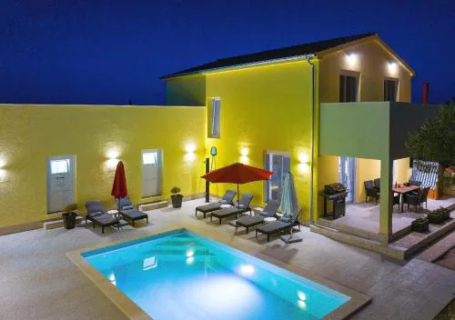 Villa Gaby with Heated Pool