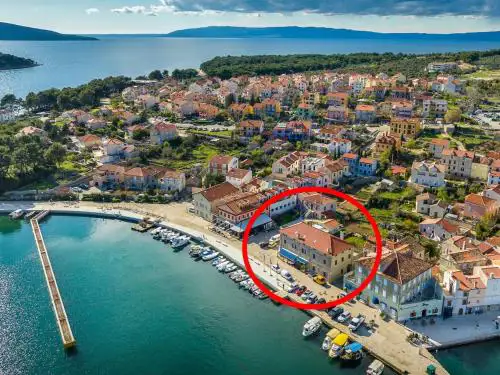 Apartment in Cres near the Beach