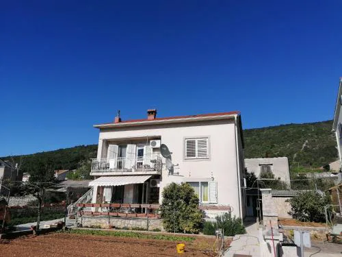Apartment Poldrugo