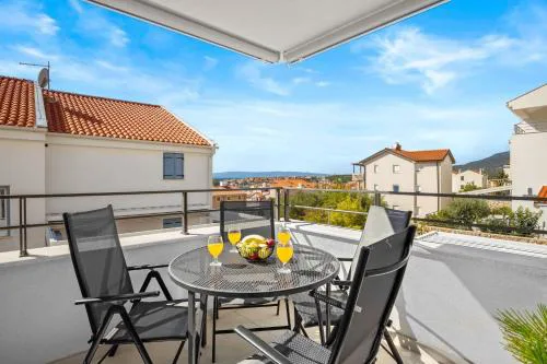 Apartments Tim & Klara - Sunny Cres Island