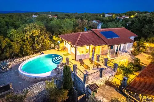 Villa Nana with a swimming pool