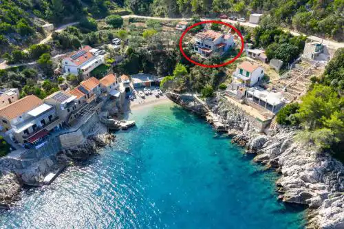 Seaside secluded apartments Cove Pobij, Hvar - 7506