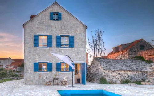 Secluded stone villa with private pool & garden
