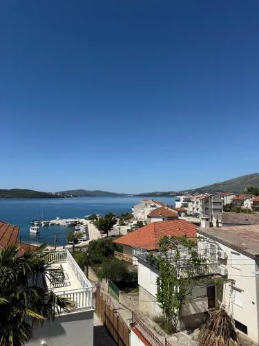 4-Bedroom Lux Apartment with Amazing Scenery