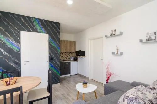 Apartment in Okrug Gornji with sea view, balcony, air conditioning, WiFi 5134-7