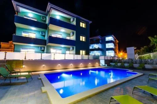 Apartment Mali San