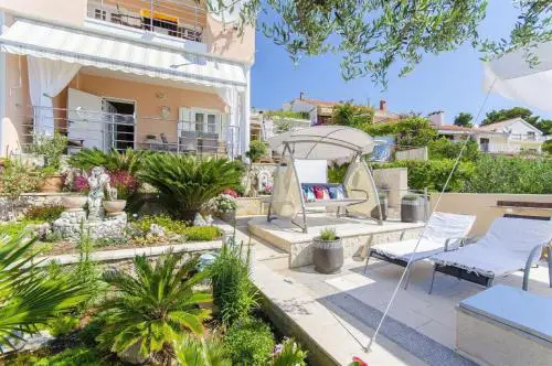 Apartments Nives