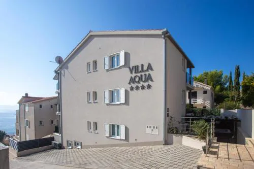 Seaside apartments with a swimming pool Businci, Ciovo - 21999