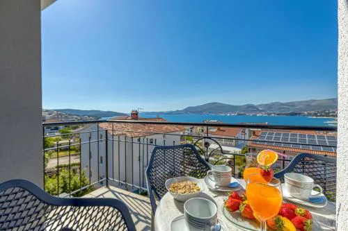 Island Resort Mihaela